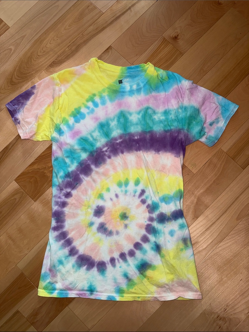 Multicolor Spiral Tie-Dye T-Shirt S unisex